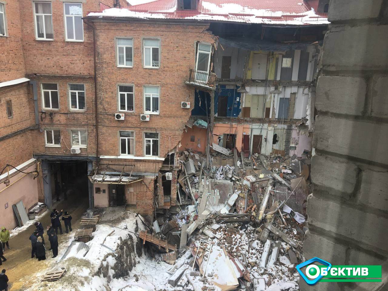 Прокуратура показала момент обвала части дома в Харькове (видео)