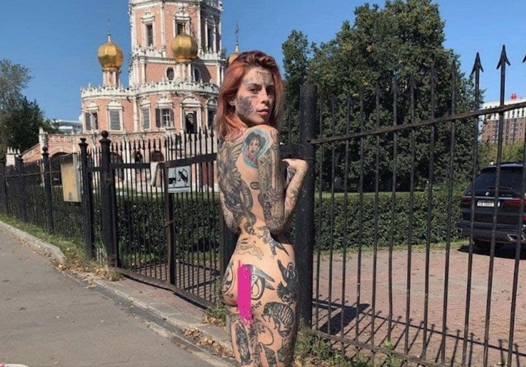 Участник Femen рассказал, как политики платили девушкам за «голые акции» - МК