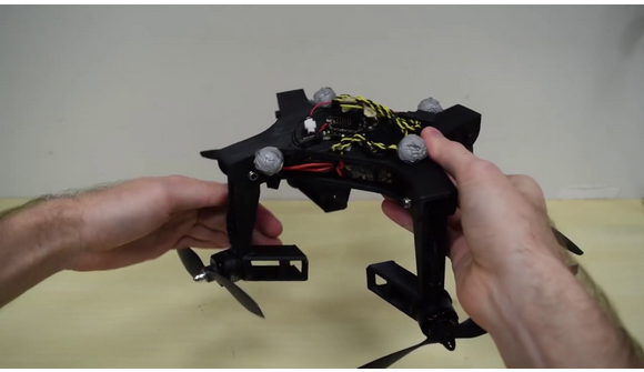 Ученые создали дрон, который меняет форму в полете (видео) - 1 - изображение