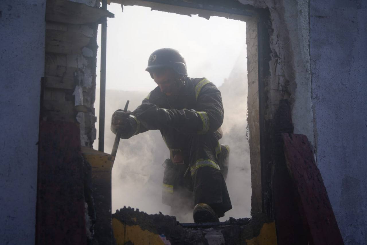 Обстрел Киева: в Сети показали разрушения в Шевченковском районе (фото, видео) - 4 - изображение