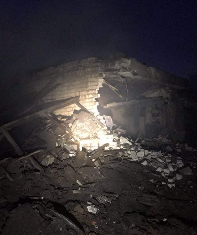 Глава ОВА: Луганщину обстреляли ракетами и фосфорными бомбами, есть жертвы (фото, видео) - 2 - изображение