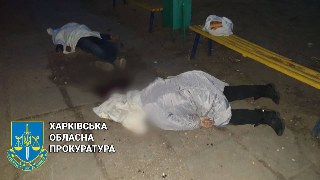 В Харькове обстреляли жилые дома и троллейбусное депо: 7 погибших, более 30 раненых (видео) - 1 - изображение