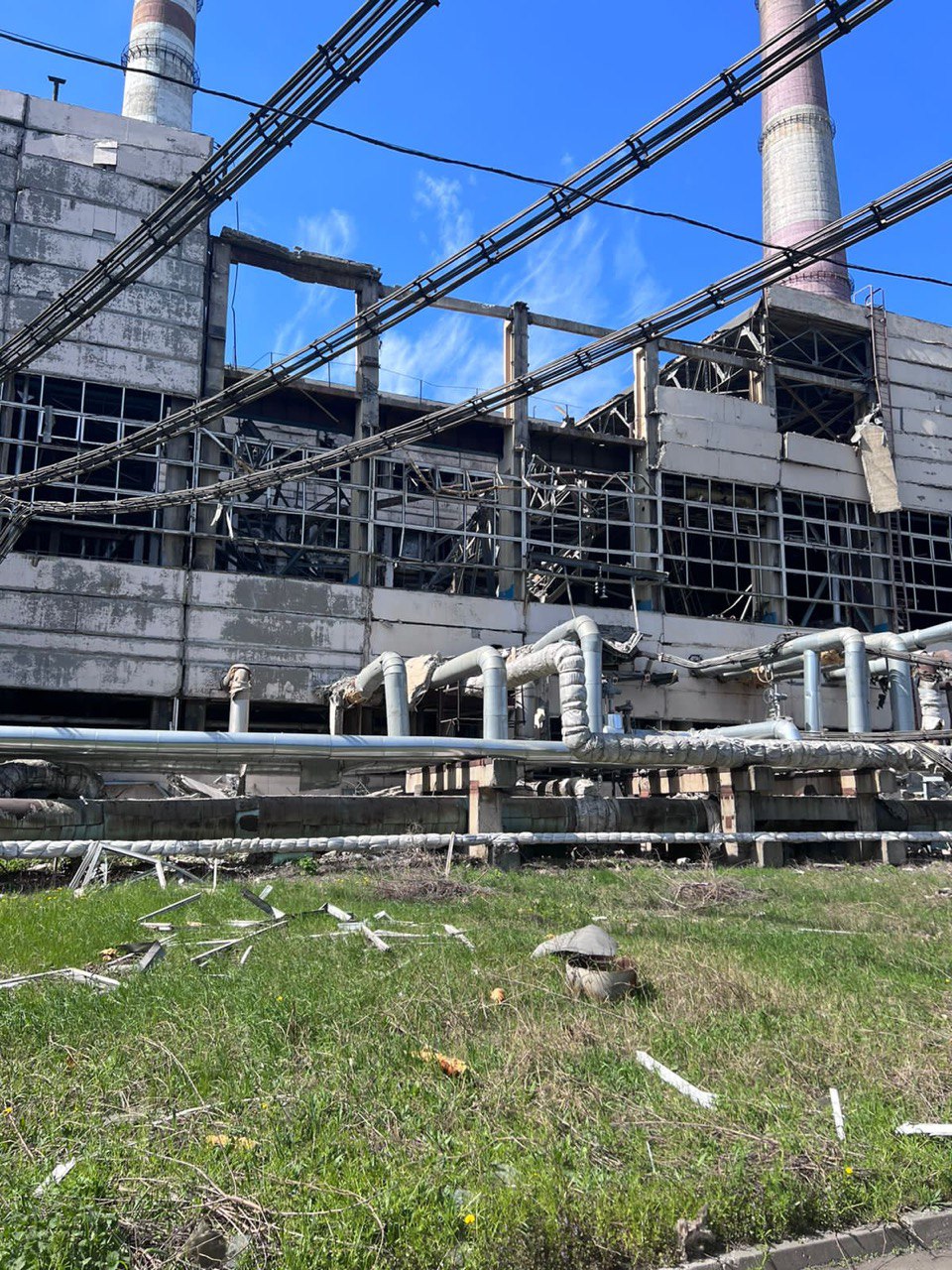 Обстрел ТЭЦ в Кременчуге: глава Полтавской ОВА рассказал, чем грозят разрушения (фото) - 1 - изображение