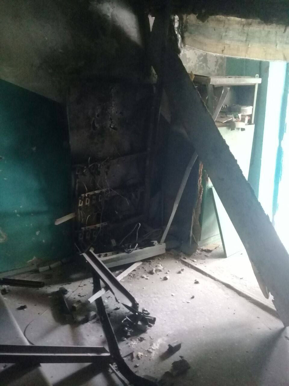 Глава Энергодара: при взрыве подъезда в доме пострадали «мэр» и его охрана (фото) - 6 - изображение