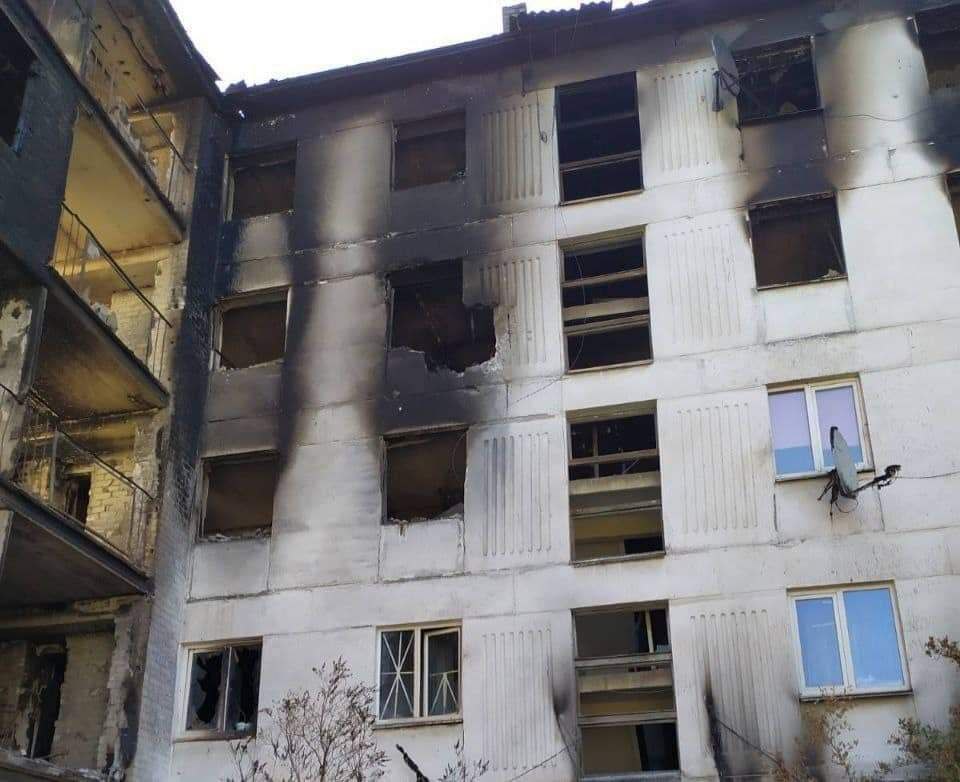 «Держали строй под плотным огнём»: Гайдай рассказал о последнем дне обороны Лисичанска (фото) - 5 - изображение