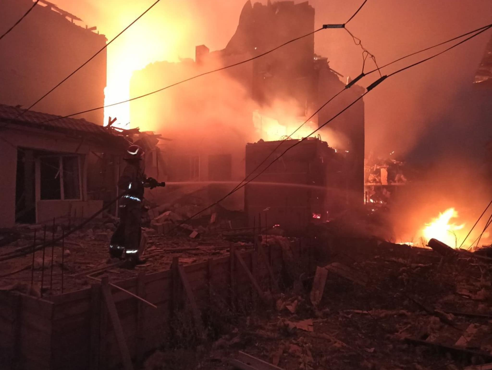 ОК «Юг»: из-за обстрела Одесской области разрушены база отдыха и дома, 4 раненых (фото) - 2 - изображение