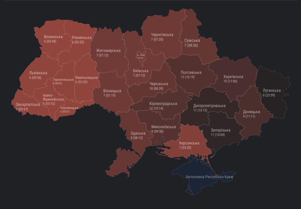 Стало известно, сколько раз в День независимости объявляли воздушную тревогу в Украине - 1 - изображение