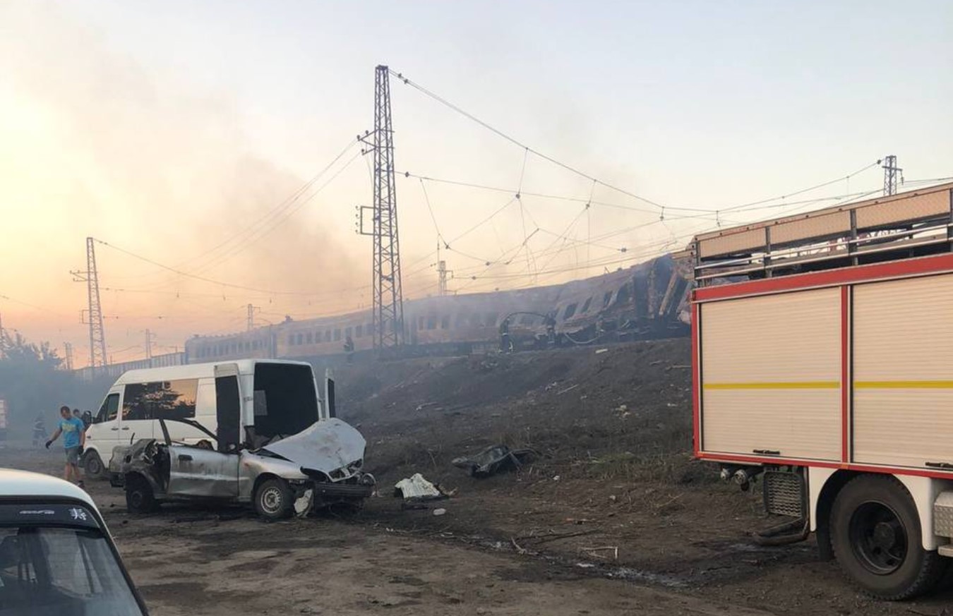 ДСНС: в Чаплино загинуло подружжя з Донецької області, яке їхало в авто