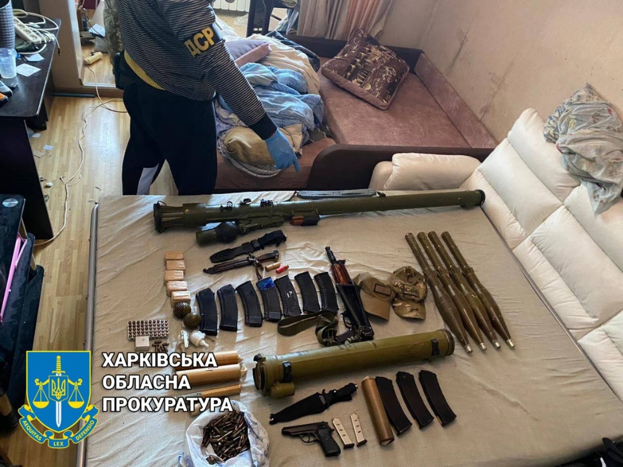 В Харькове задержана банда, совершившая ограбление под видом сотрудников СБУ - 3 - изображение