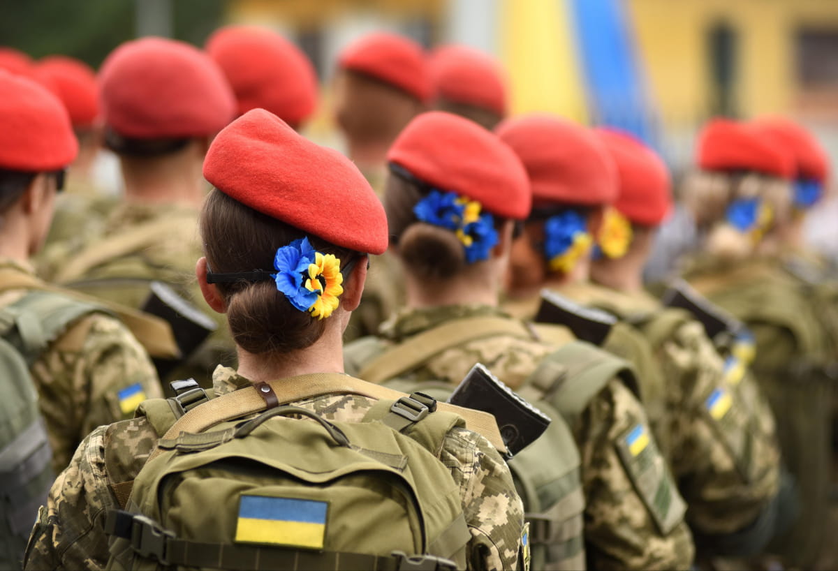 У Міноборони перенесли на рік введення військового обліку жінок в