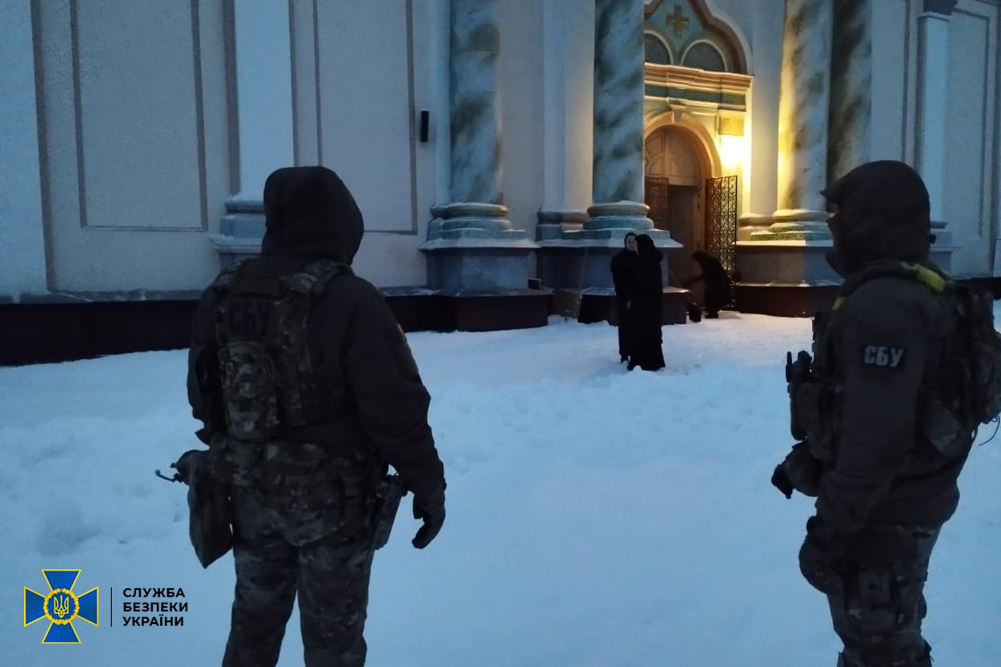 СБУ проводит обыски в двух женских монастырях Ровенской области (фото) - 3 - изображение