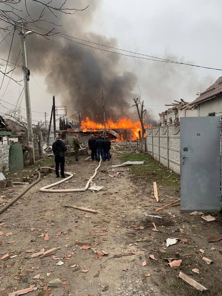 Взрывы в Днепре: частично разрушены 7 домов, из-под завалов достали женщину – ОВА (фото, видео) - 6 - изображение