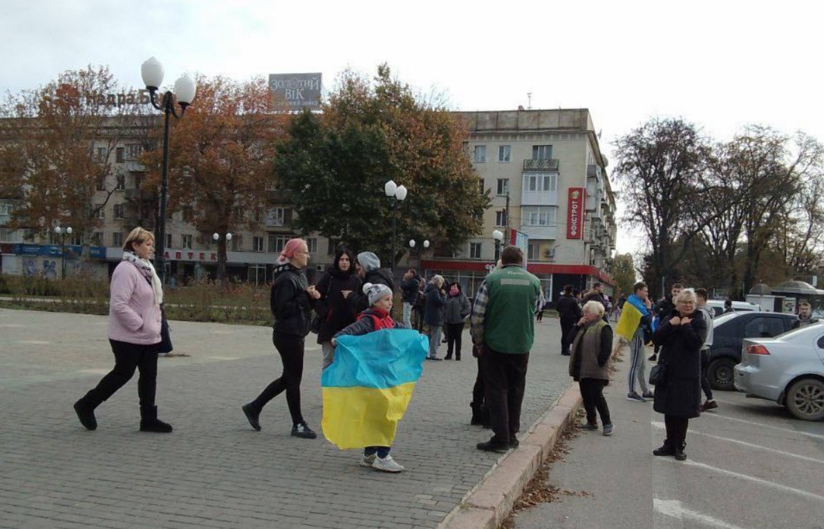 ГУР: Херсон возвращается под контроль Украины, в город заходит ВСУ (фото, видео) - 1 - изображение