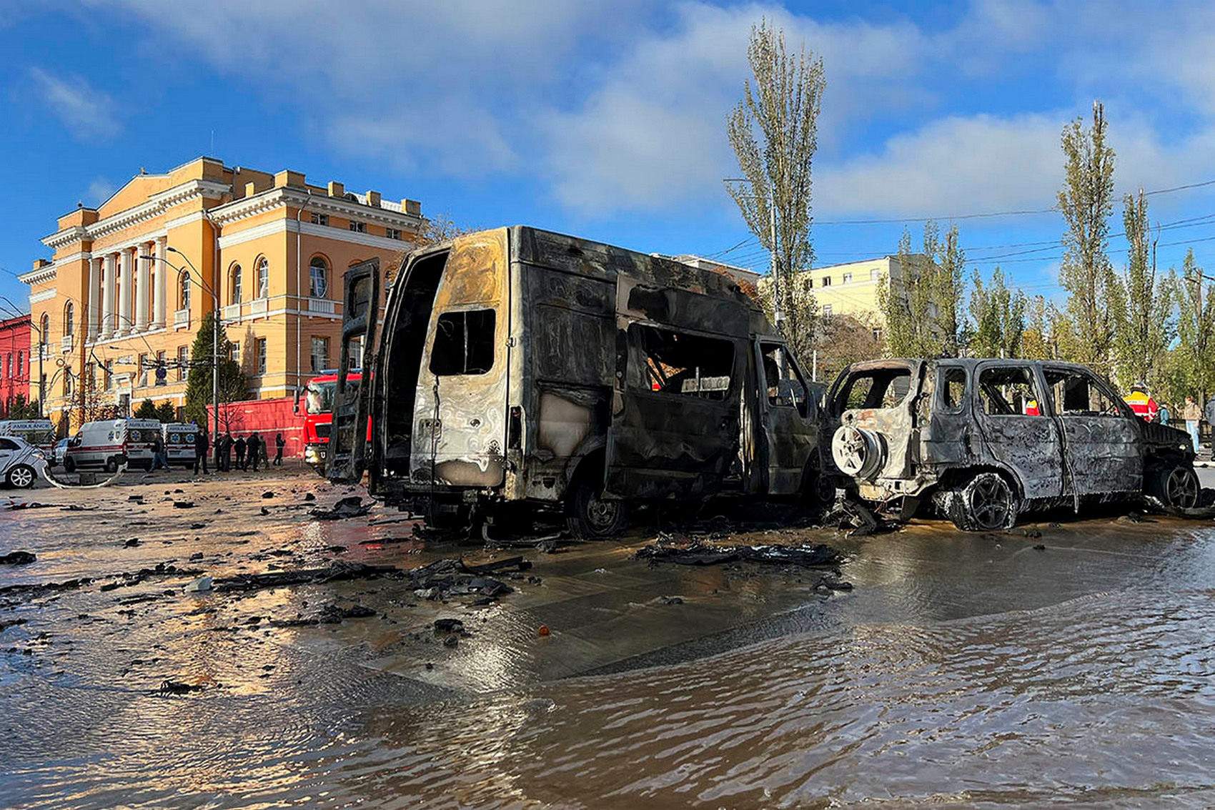 ВР разрешила списывать кредиты за жилье и авто, уничтоженные во время войны