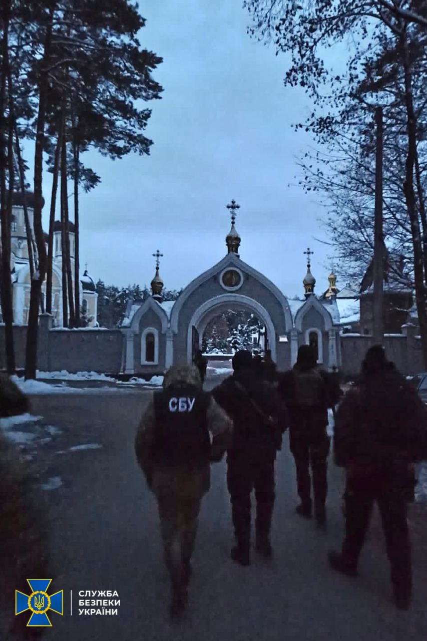 В СБУ заявили о «контрразведывательных мероприятиях» в монастырях и храмах УПЦ в трёх областях - 5 - изображение
