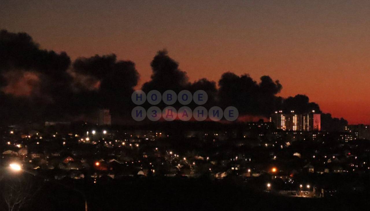 В Курске беспилотник атаковал район аэродрома, загорелся нефтенакопитель – губернатор (видео) - 1 - изображение