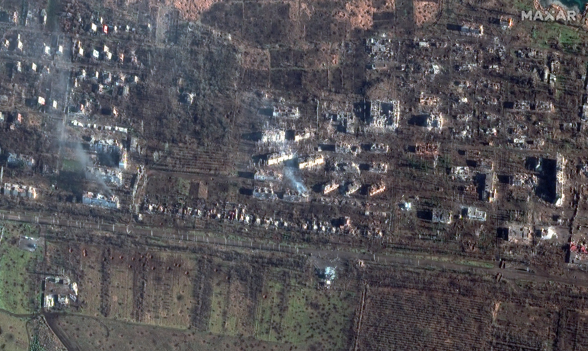 В Сети появились спутниковые фото Бахмута до и после пяти месяцев боёв - 2 - изображение