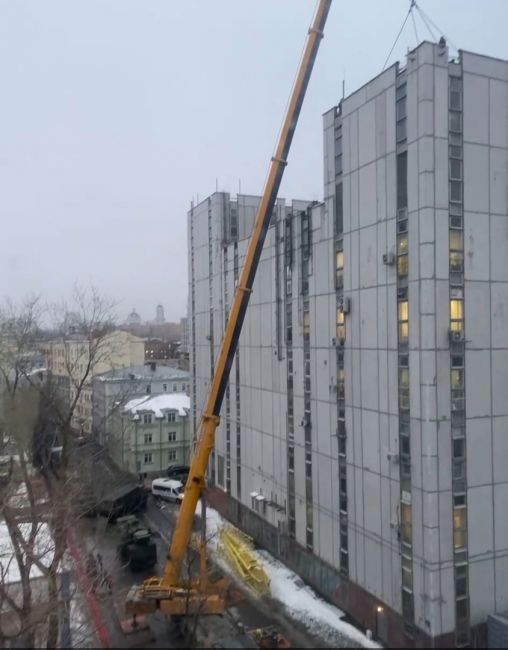 В Кремле отреагировали на размещение систем ПВО на здании Минобороны РФ (фото, видео) - 4 - изображение