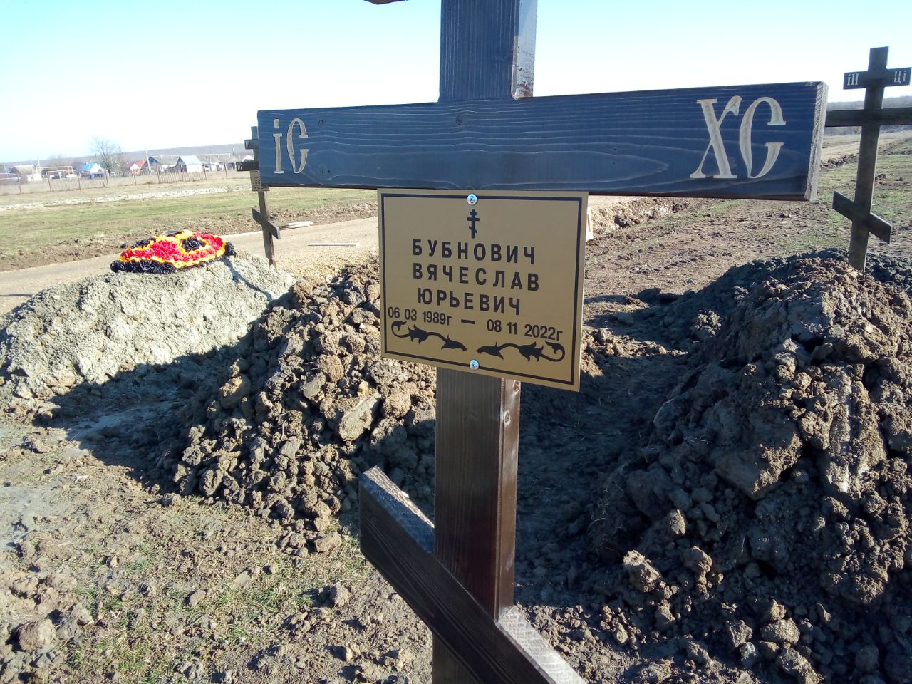 NYT: количество могил на кладбище ЧВК «Вагнера» на Кубани увеличилось в семь раз - 3 - изображение