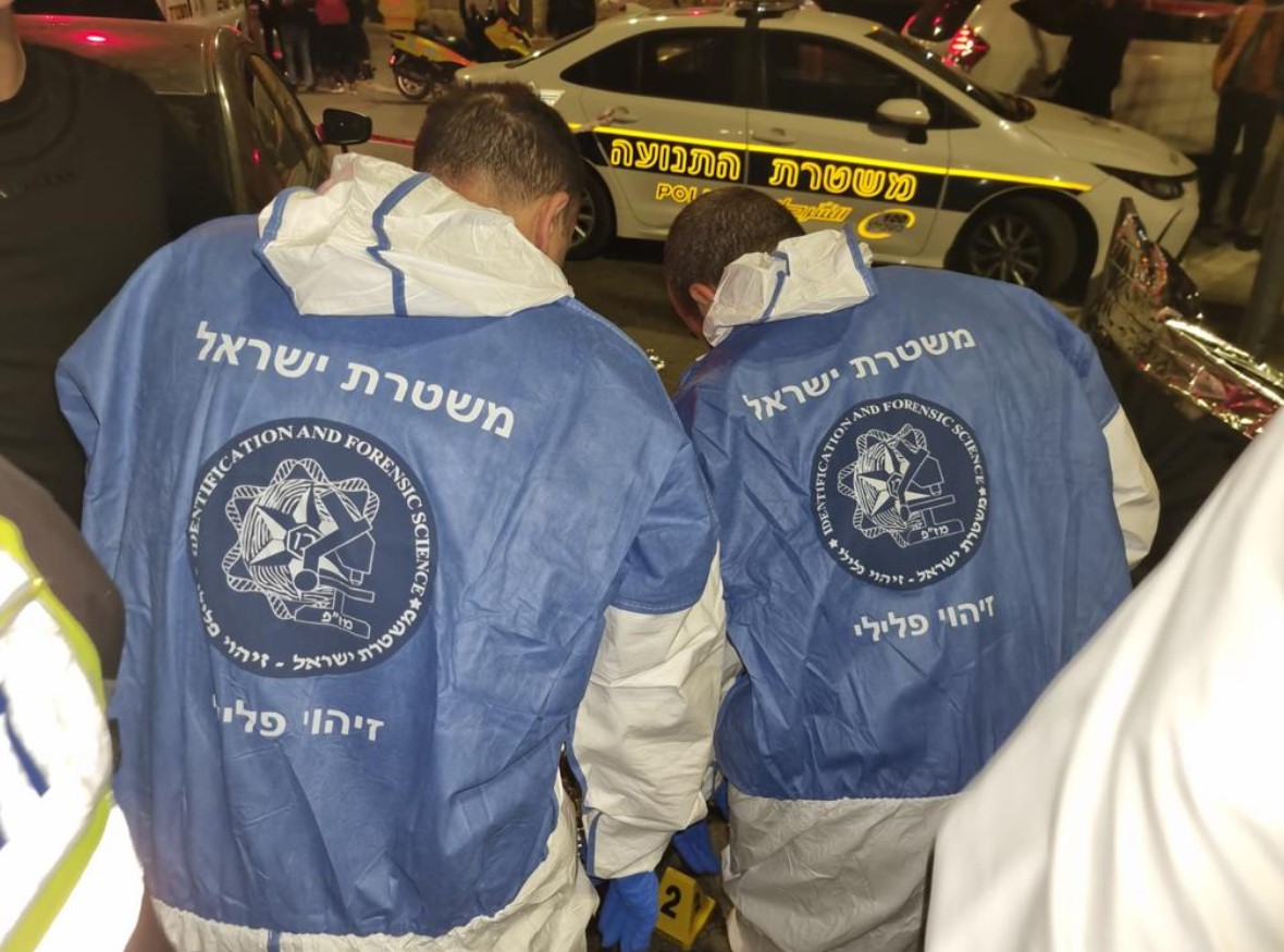 Теракт в Иерусалиме: палестинец застрелил 7 человек при нападении на синагогу (фото, видео) - 2 - изображение