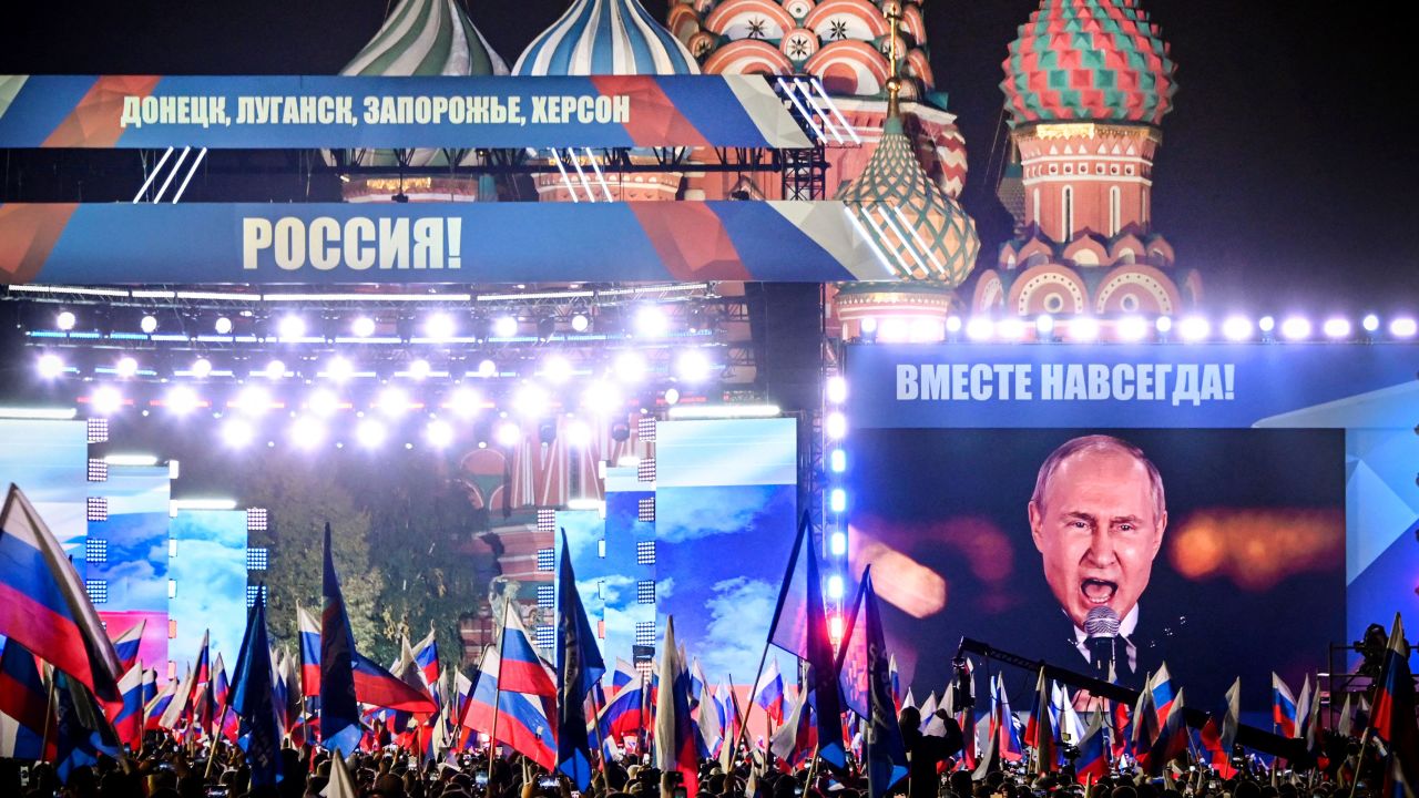 CNN: россияне оказались в ловушке путинской параллельной вселенной. Однако некоторые хотят выбраться - 3 - изображение