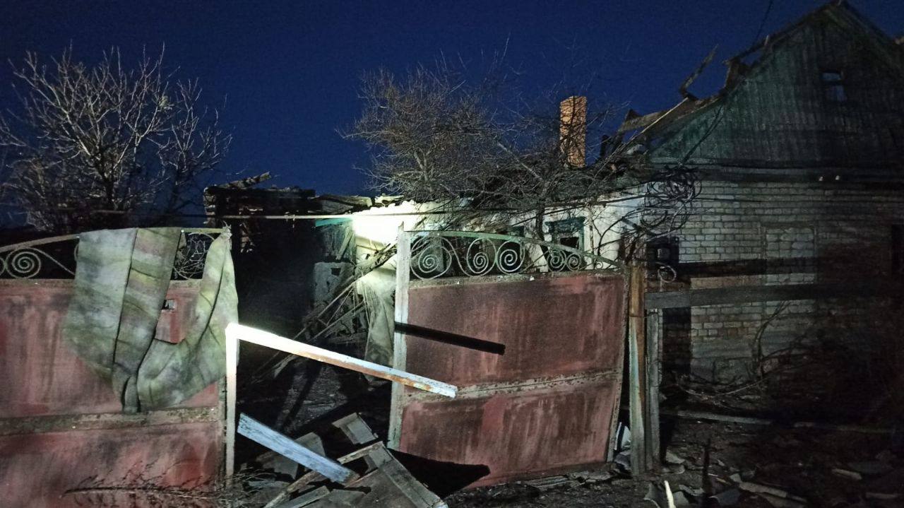 Удар по Павлограду: повреждены предприятие и около полусотни домов, есть жертва и раненые (фото) - 5 - изображение