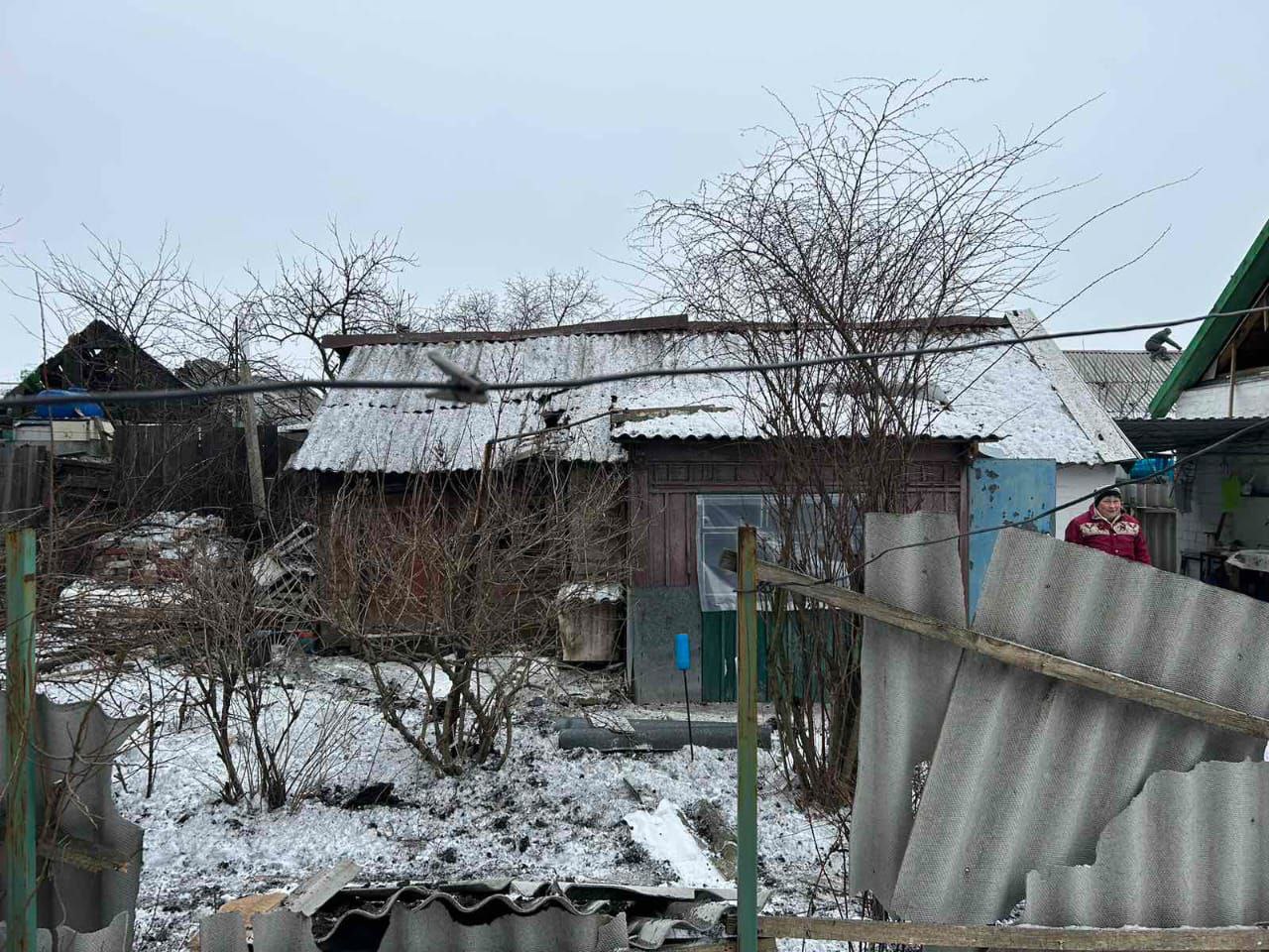 Покровск обстреляли ракетами С-300: повреждены дома и образовательные учреждения (фото, видео) - 7 - изображение