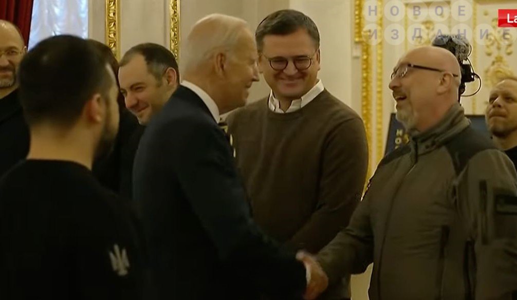 Президент США Джо Байден приехал в Киев: хроника визита (фото, видео) - 8 - изображение