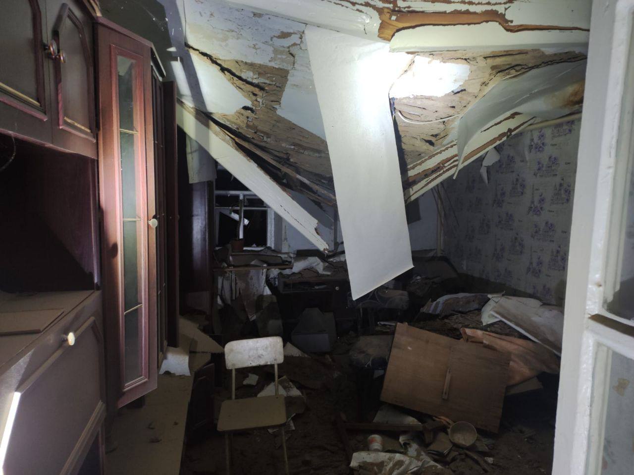 Обстрел Никополя и Марганца: повреждены многоэтажки и частные дома, лицеи и газопроводы (фото) - 3 - изображение
