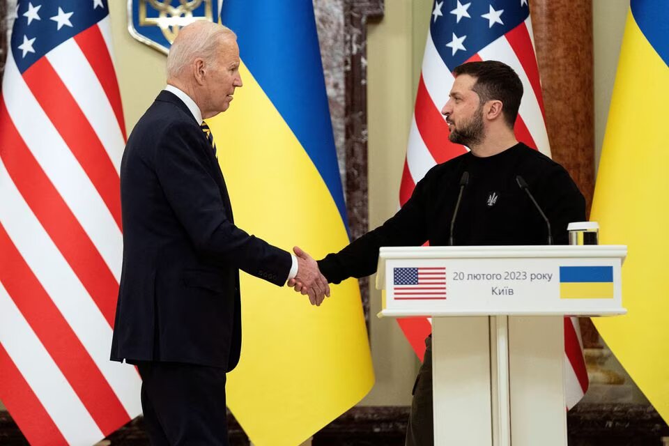 Анализ Reuters: смогут ли США поддерживать Украину в течение второго года войны - 1 - изображение