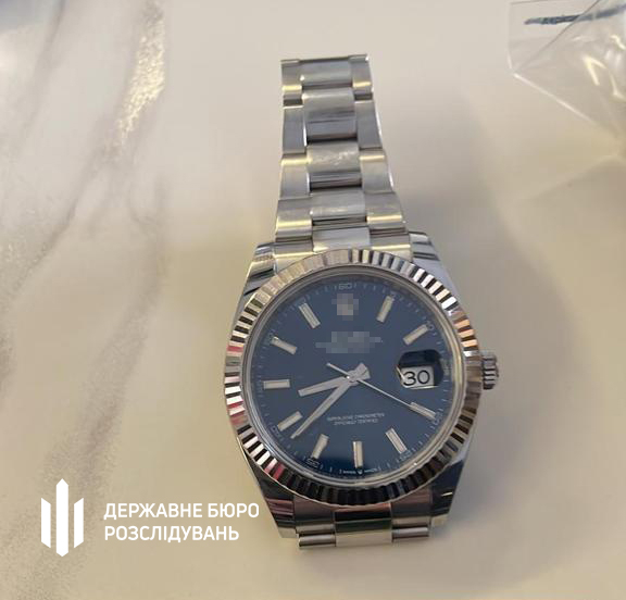 $1 млн, сумочка Hermès и часы Breguet: при обысках у главы налоговой Киева нашли списки её желаний - 8 - изображение